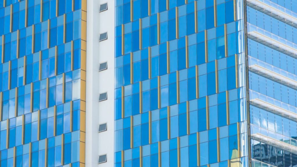 Innovative Architectural Glass Systems for Modern Spaces